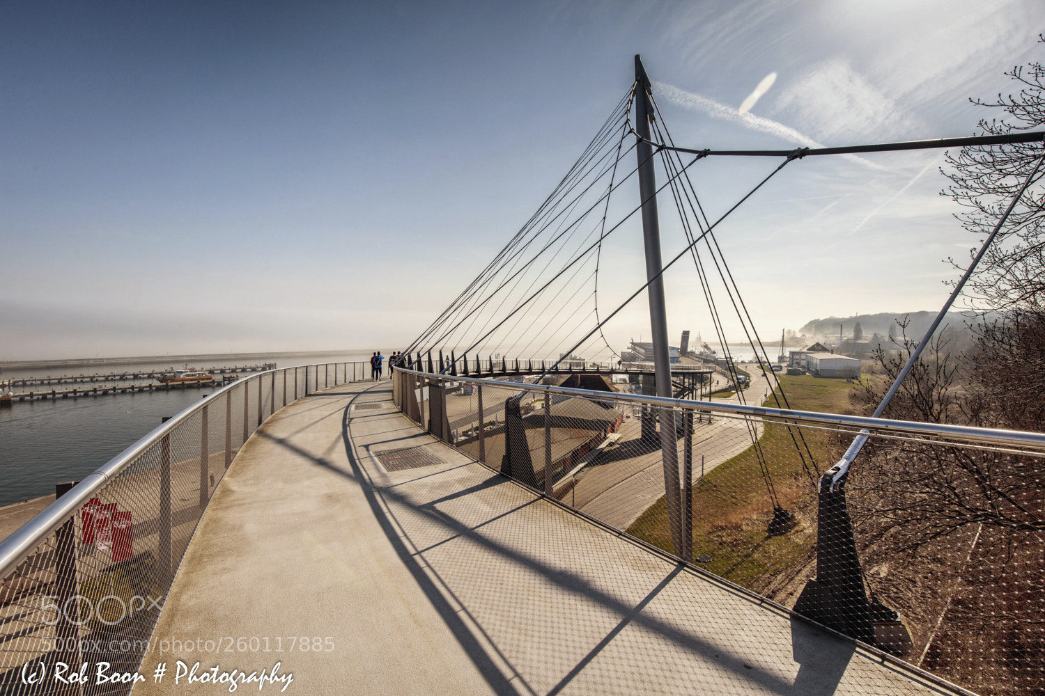 Canon EOS 5DS sample photo. Pedestrian bridge @ harbor sassnitz photography
