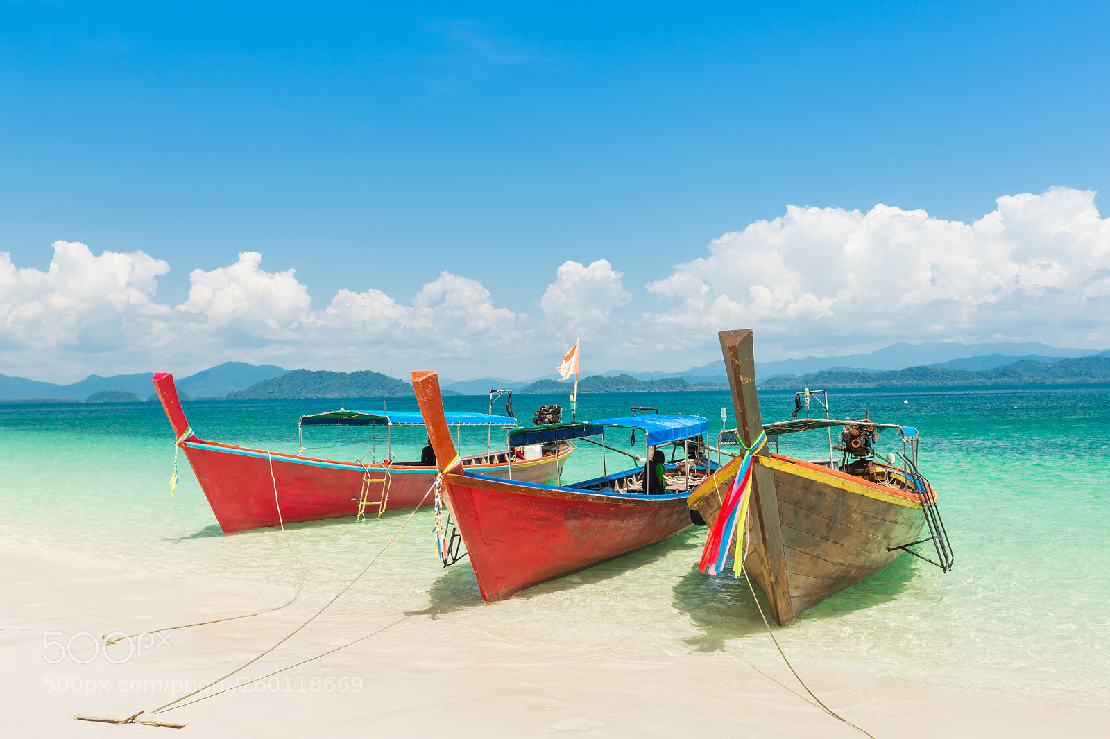 Canon EOS 6D sample photo. Long-tail boat on the photography