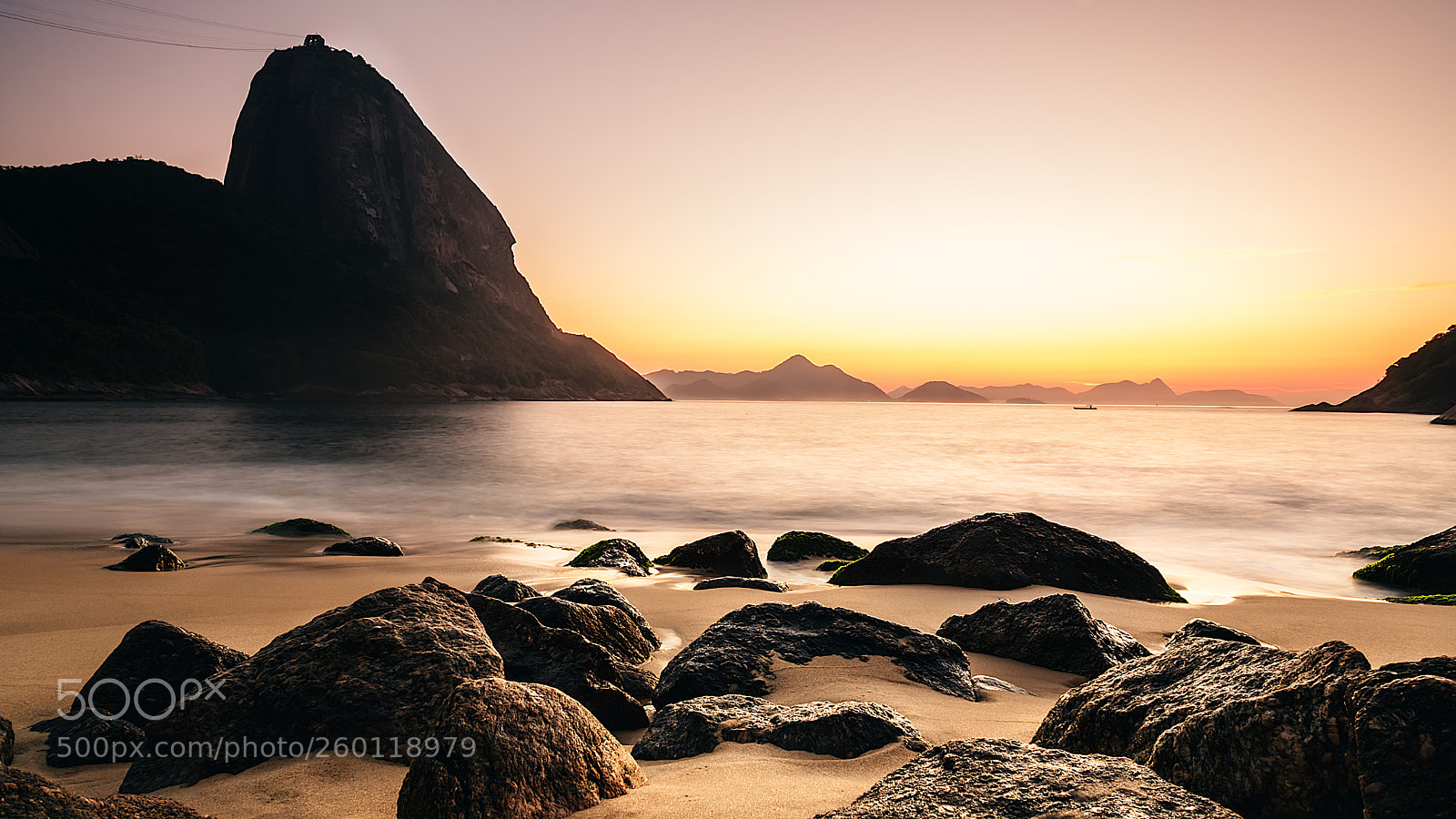 Fujifilm X-E3 sample photo. Sunrise praia vermelha, rio photography