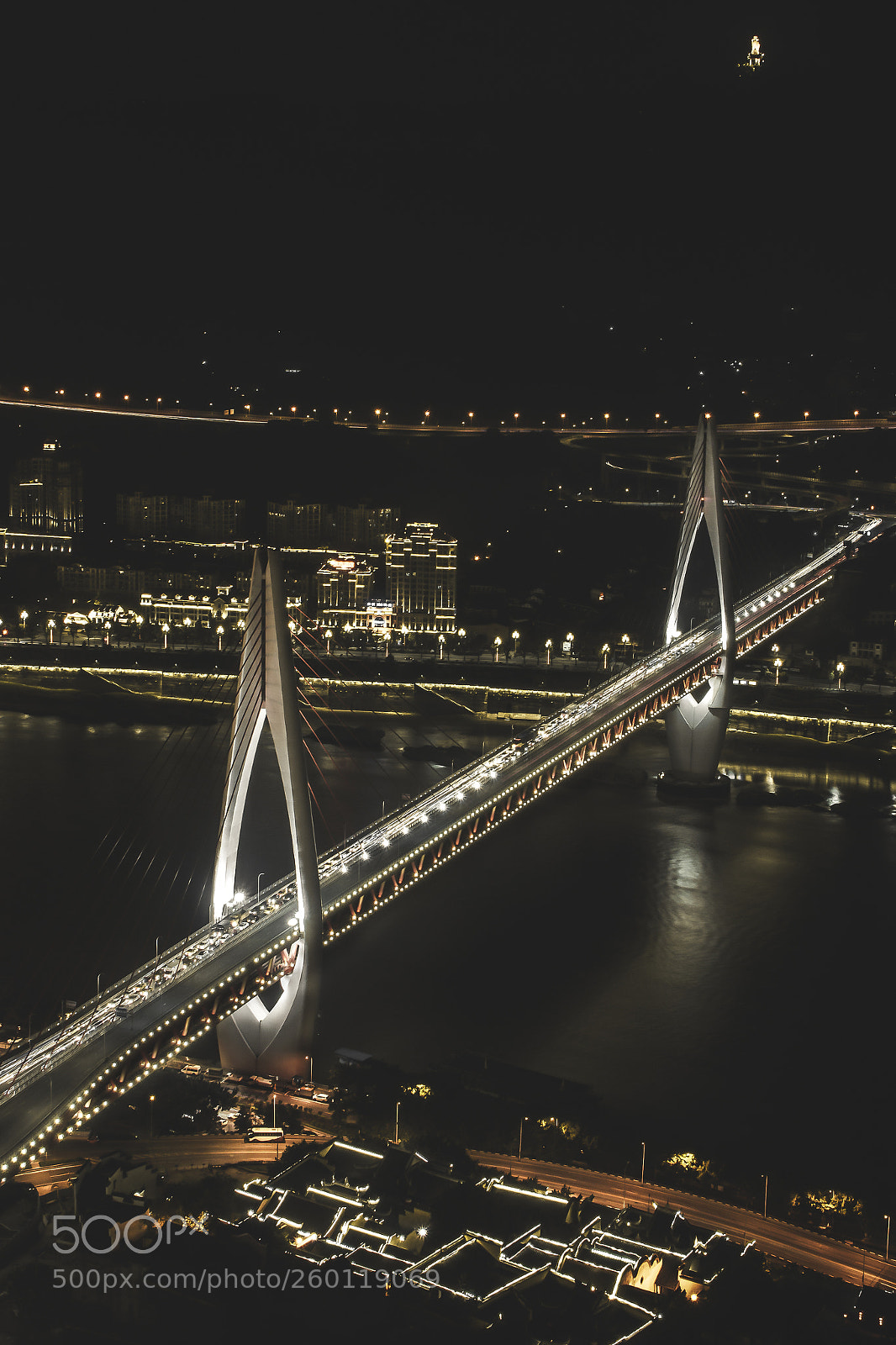 Canon EOS 550D (EOS Rebel T2i / EOS Kiss X4) sample photo. Dongshuimen bridge under the photography