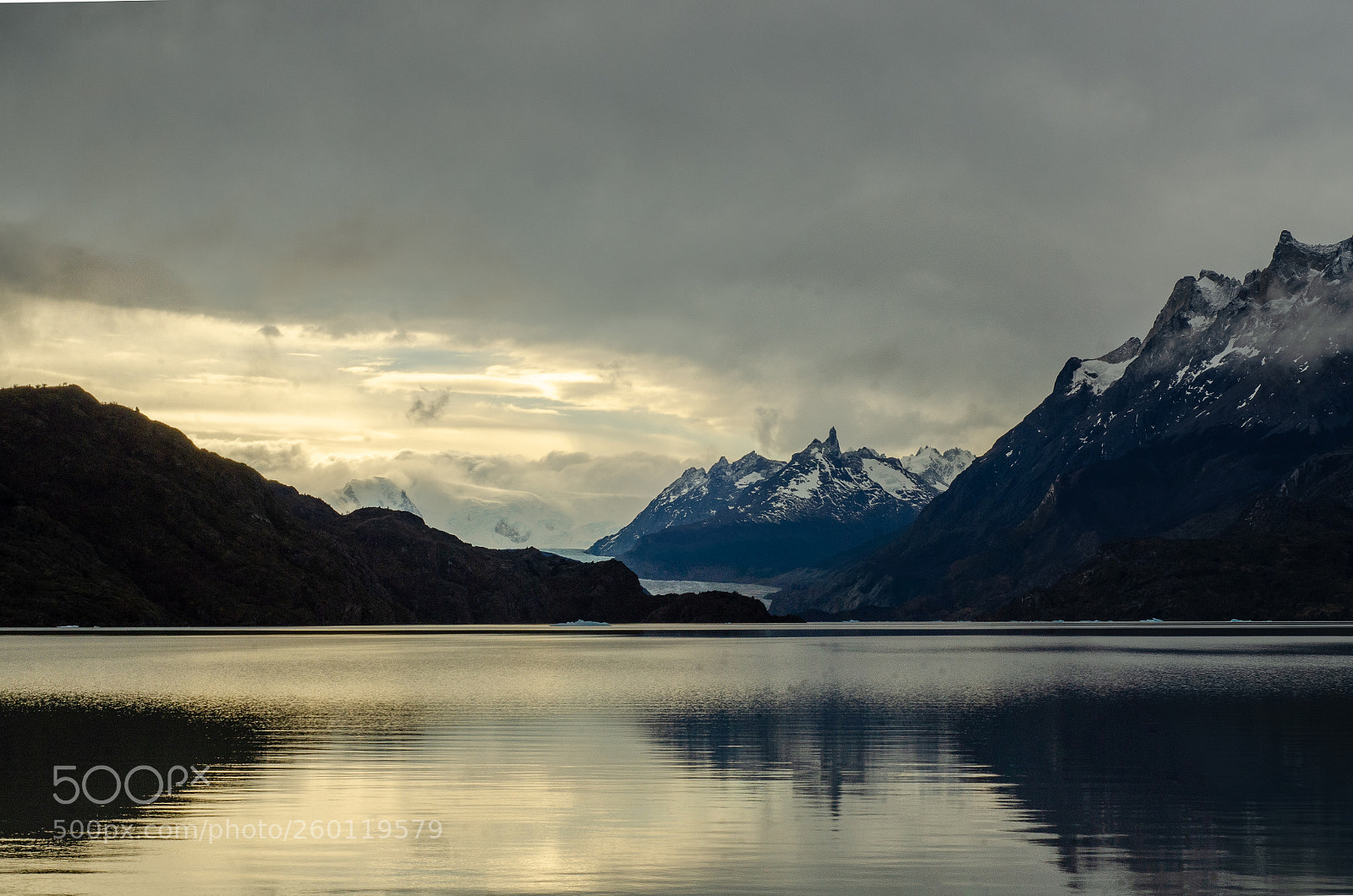 Nikon D7000 sample photo. Lago grey torres del photography
