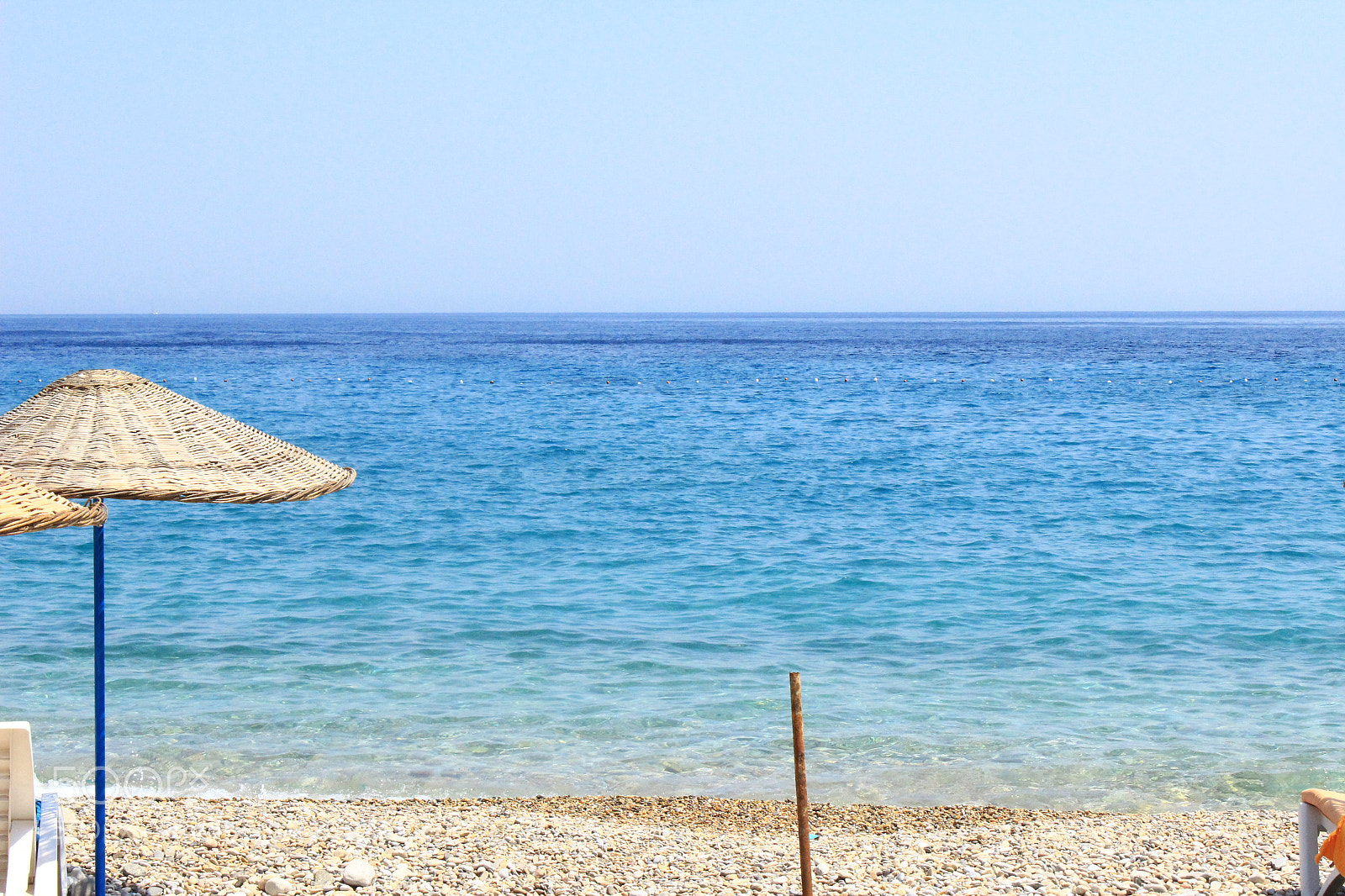 Canon EOS 600D (Rebel EOS T3i / EOS Kiss X5) sample photo. Pale blue sea photography