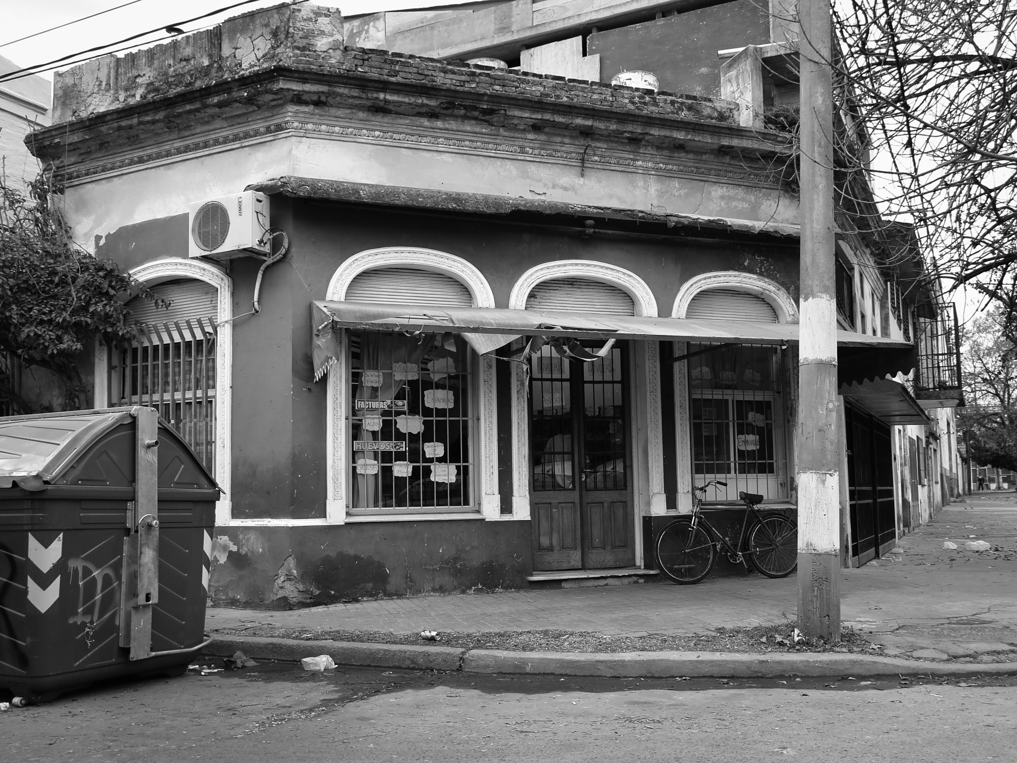 Canon PowerShot G1 X sample photo. Panadería e´ barrio photography