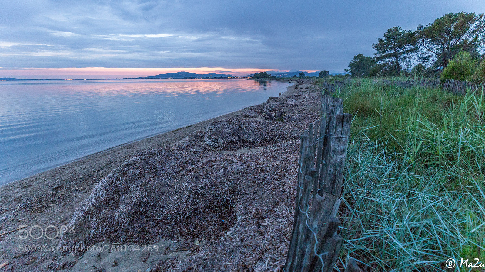 Canon EOS 6D sample photo. Beach fencing photography