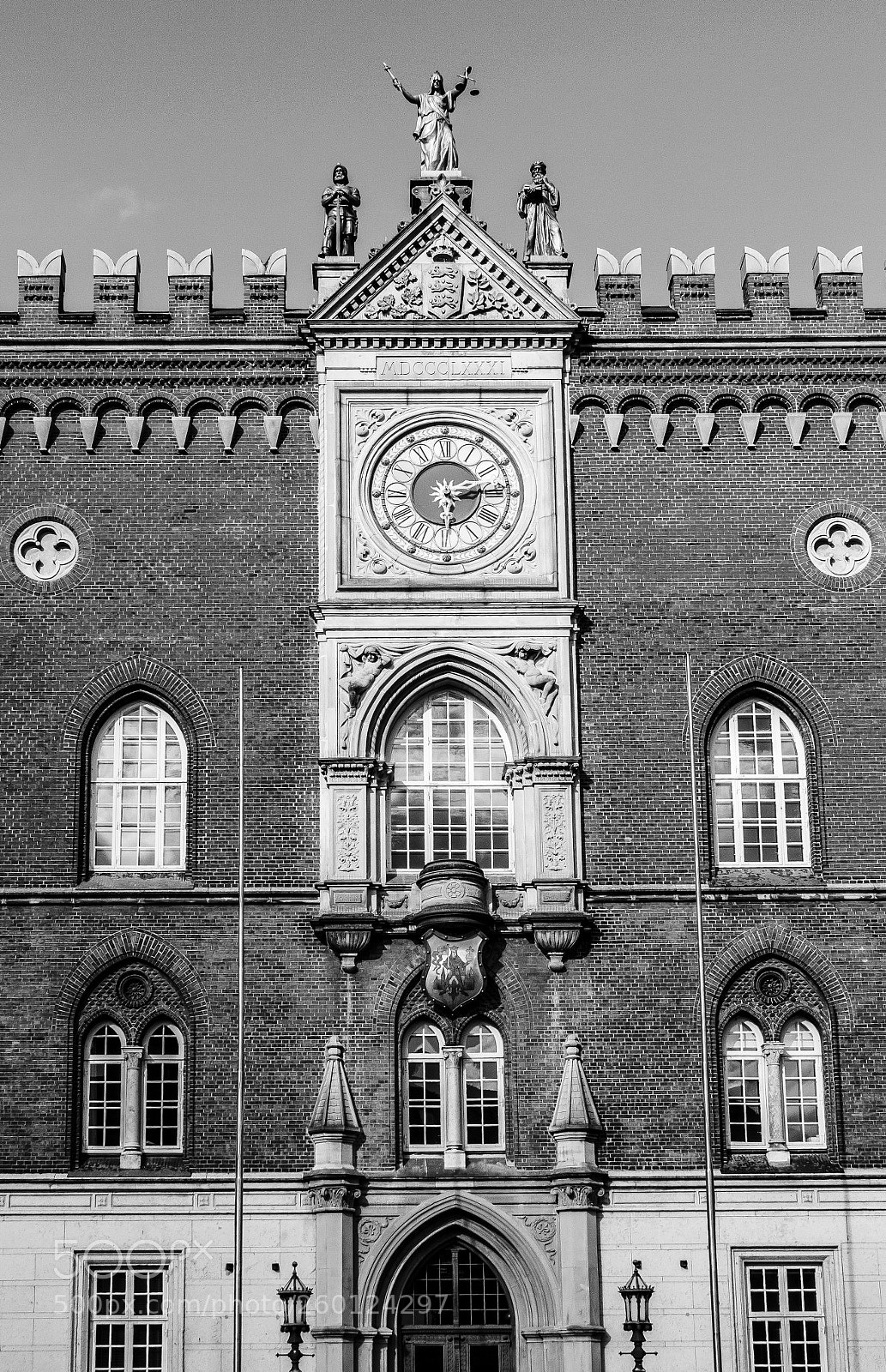 Canon EOS 600D (Rebel EOS T3i / EOS Kiss X5) sample photo. Odense city hall photography