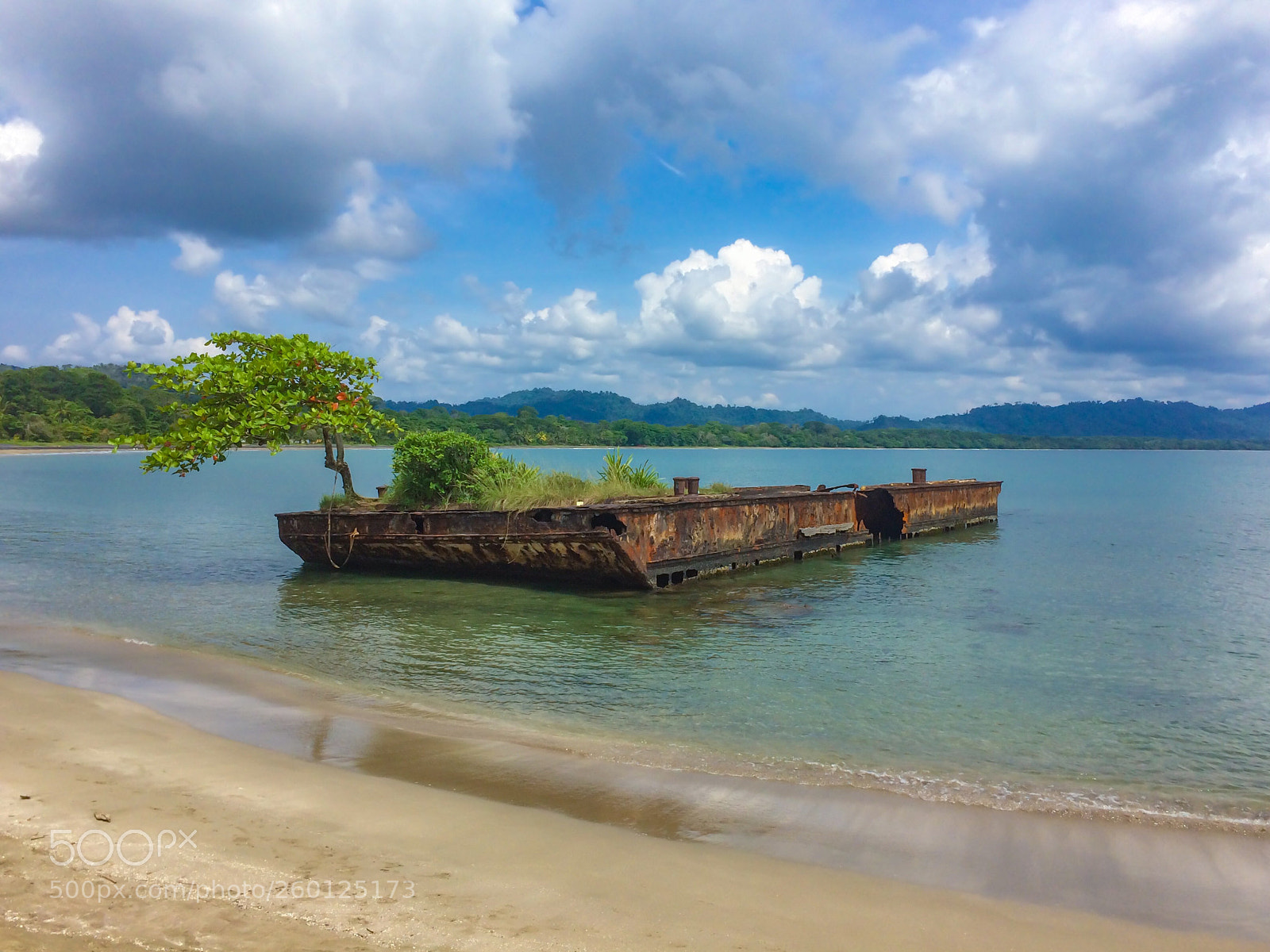Apple iPhone 5s sample photo. Floating island photography