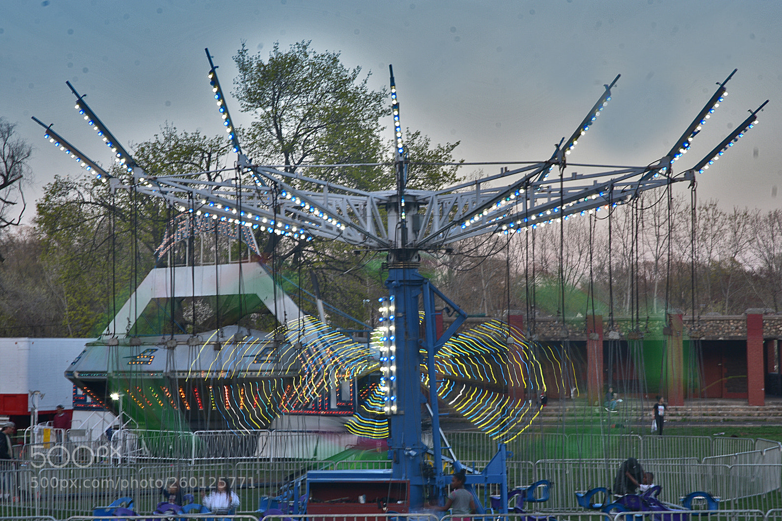 Nikon D3400 sample photo. Spin ride photography