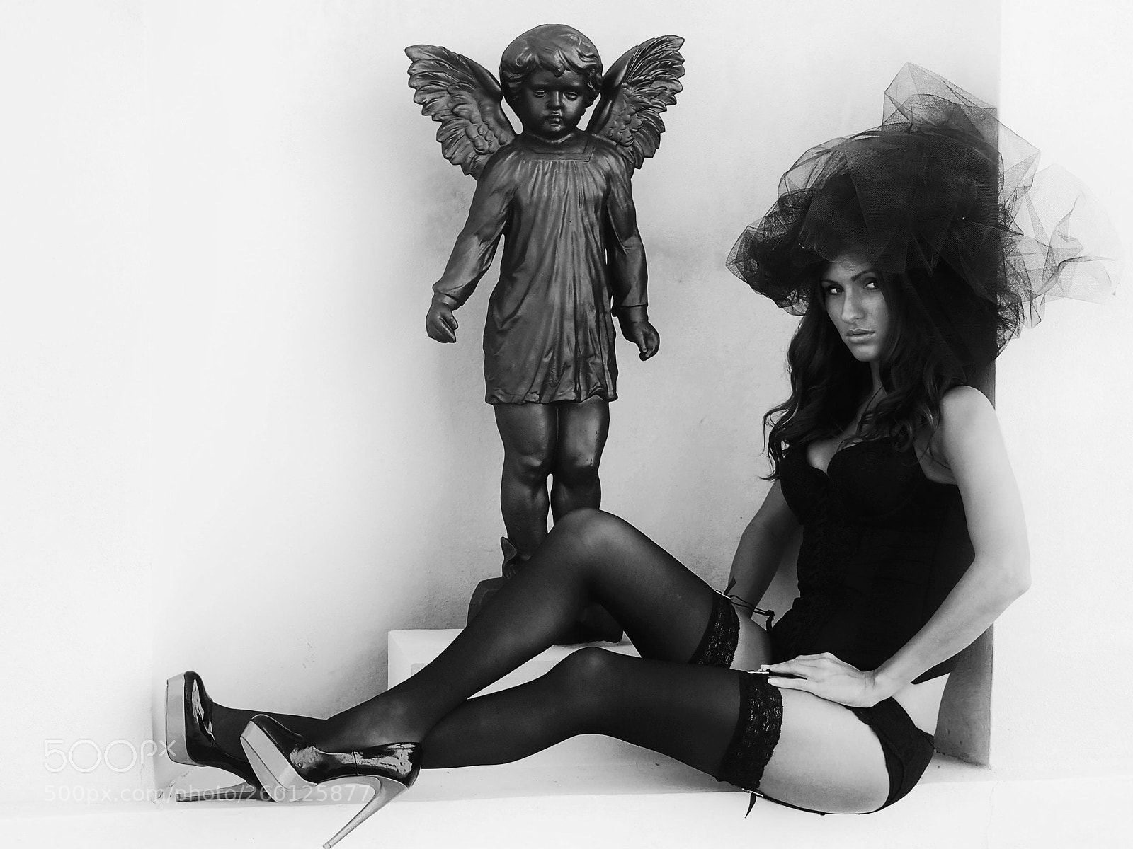 Olympus PEN E-PL3 sample photo. Black angel photography
