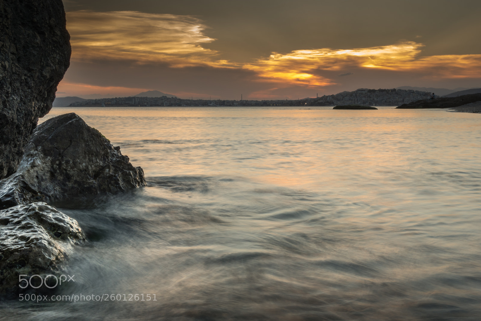 Sony Cyber-shot DSC-RX100 II sample photo. Batis beach in paleo photography