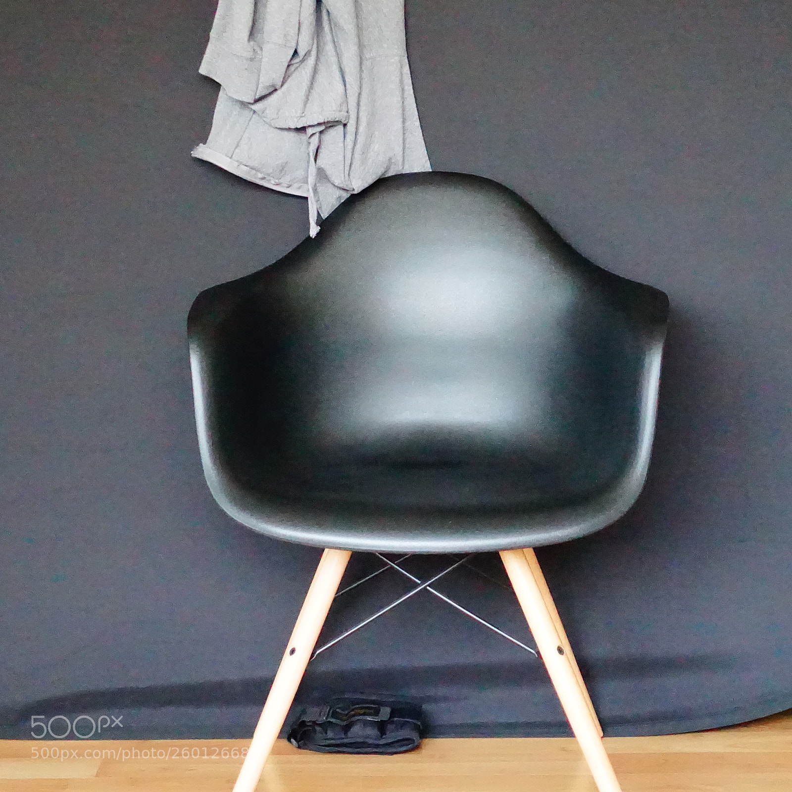 Sony Cyber-shot DSC-RX100 III sample photo. Empty chair photography