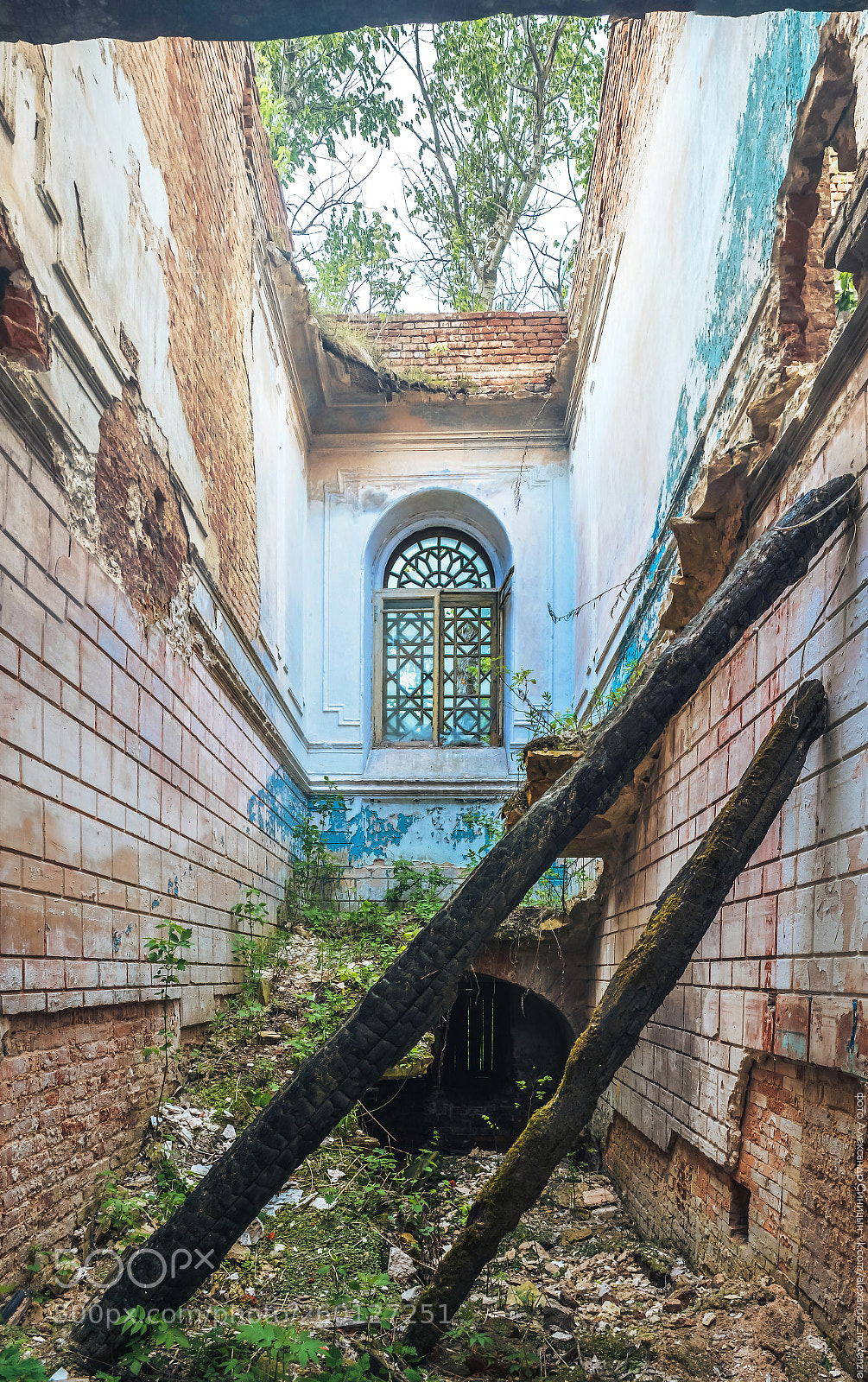 Nikon D7100 sample photo. Abandoned mansion. photography