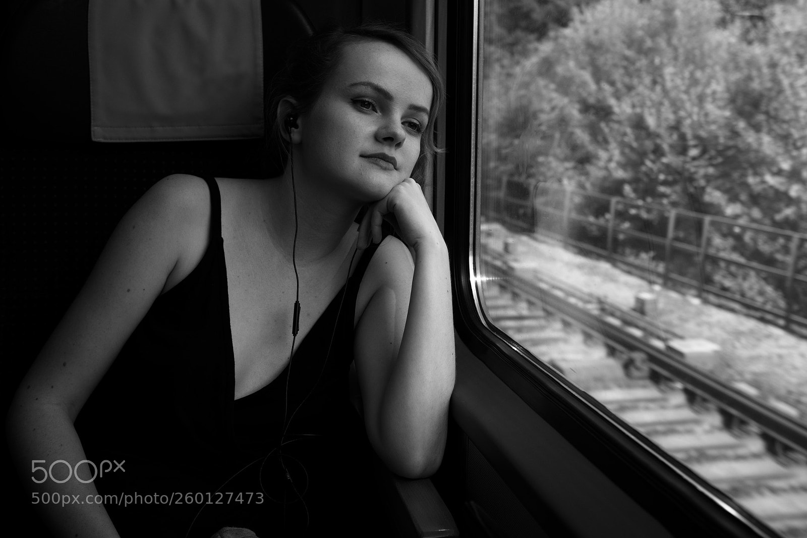 Fujifilm X100T sample photo. Monica photography