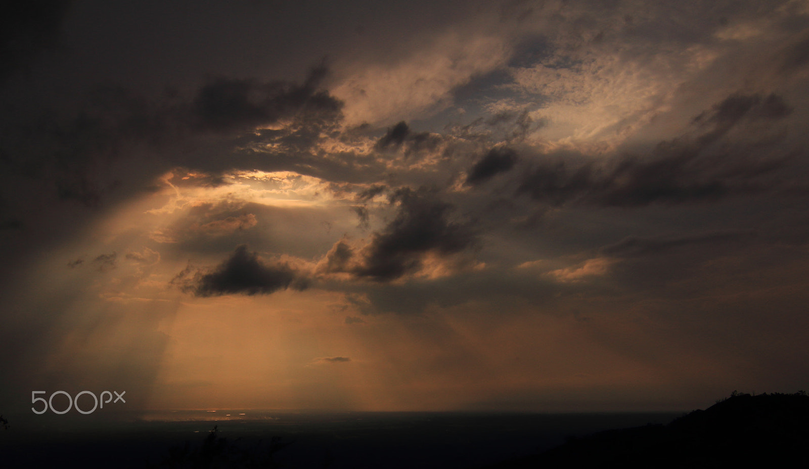 Canon EOS 60D sample photo. Just a glance of a smile from far away...feel like a sun shine photography
