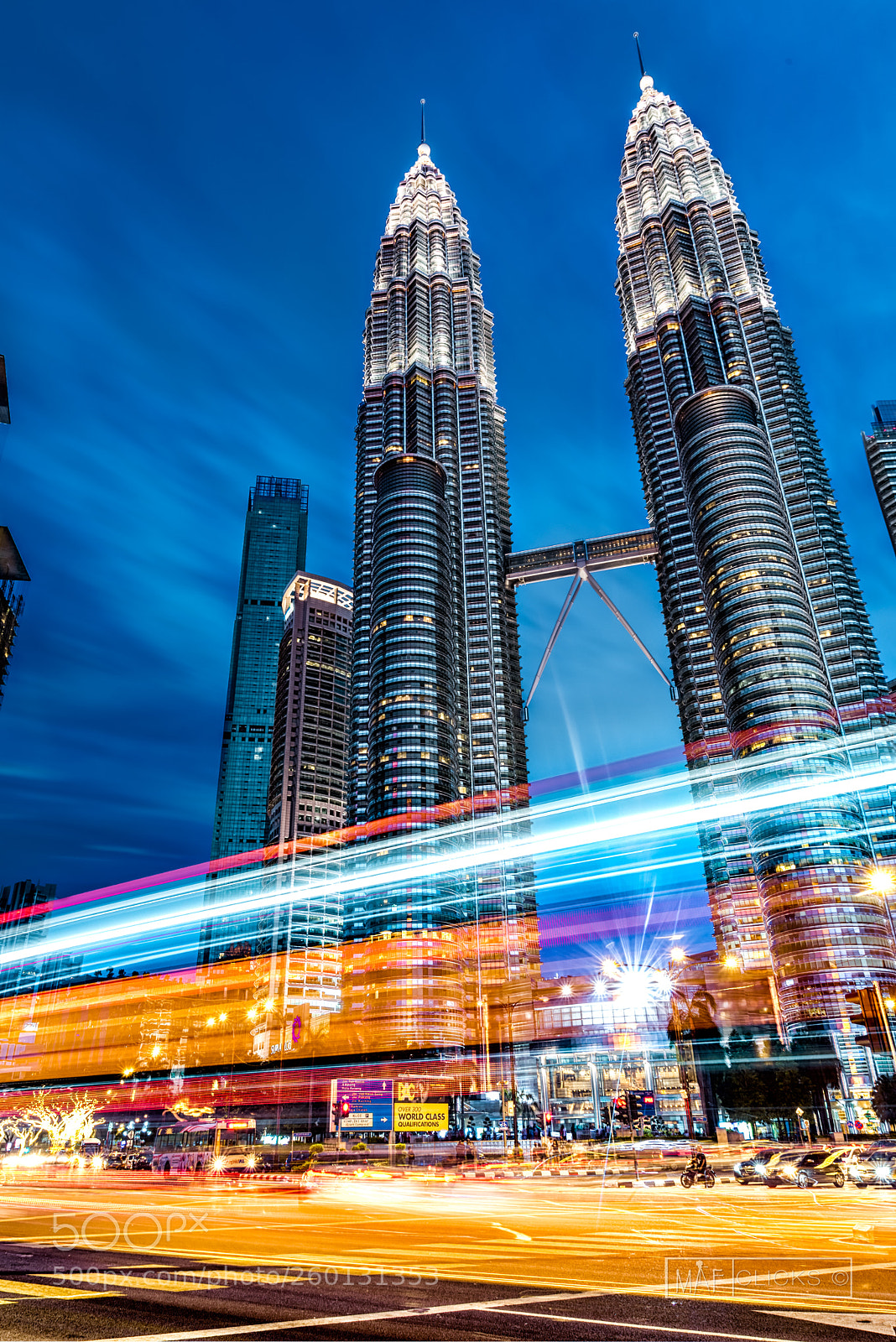 Nikon D750 sample photo. Kl city lights photography