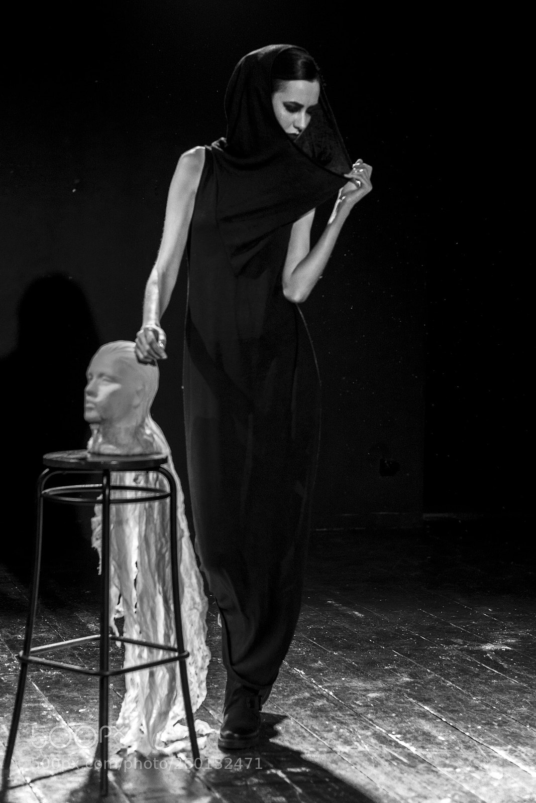Nikon D610 sample photo. Lady in black photography