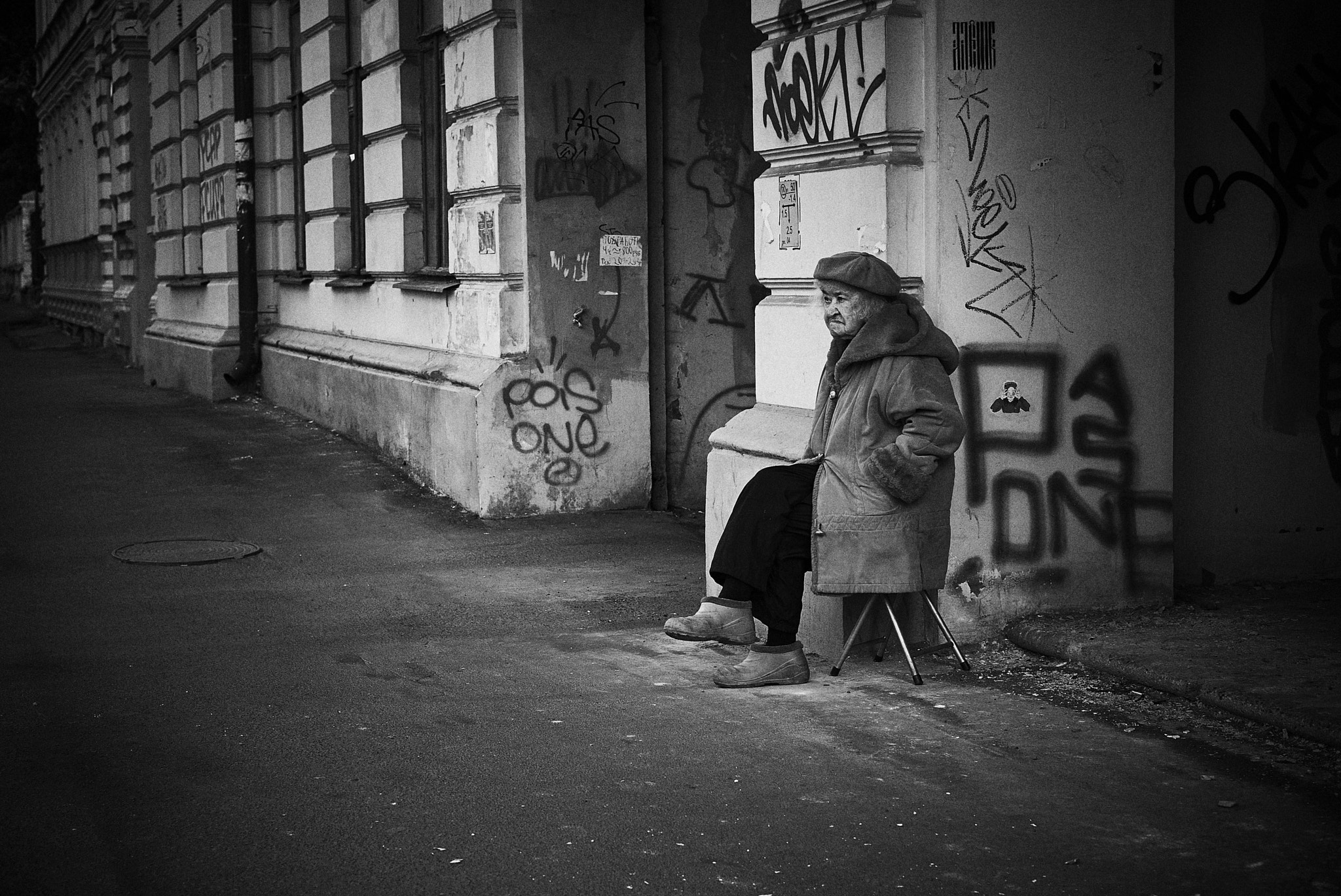Sony a7S sample photo. Old city photography