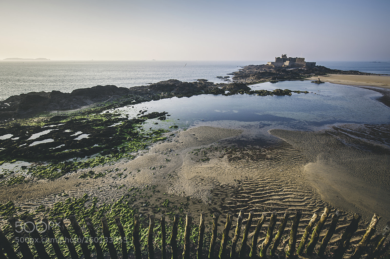 Canon EOS 5D Mark II sample photo. Wide saint-malo photography