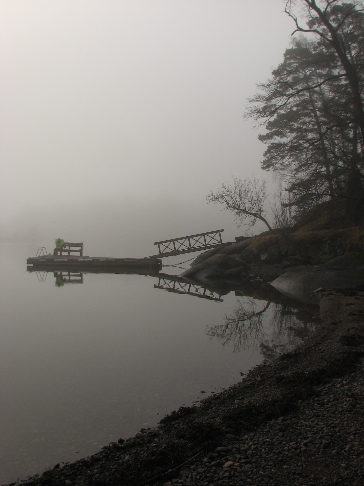 Canon POWERSHOT S3 IS sample photo. Reflections photography