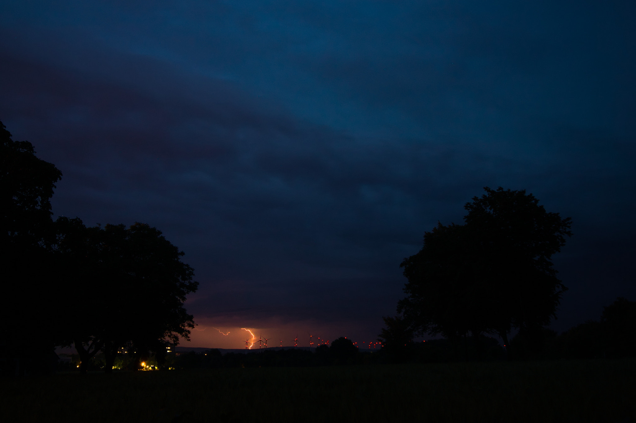 Canon EOS 600D (Rebel EOS T3i / EOS Kiss X5) sample photo. Lightning 0 photography