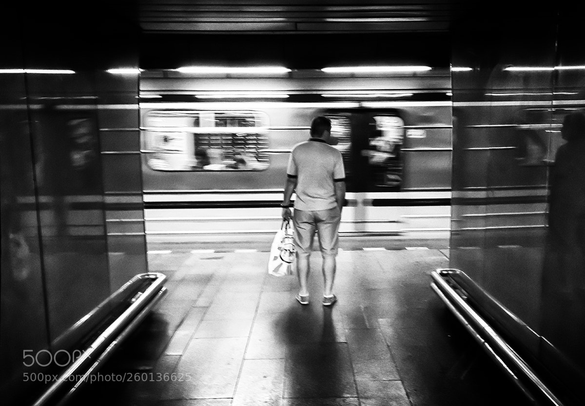 Nikon D7200 sample photo. I missed the train photography