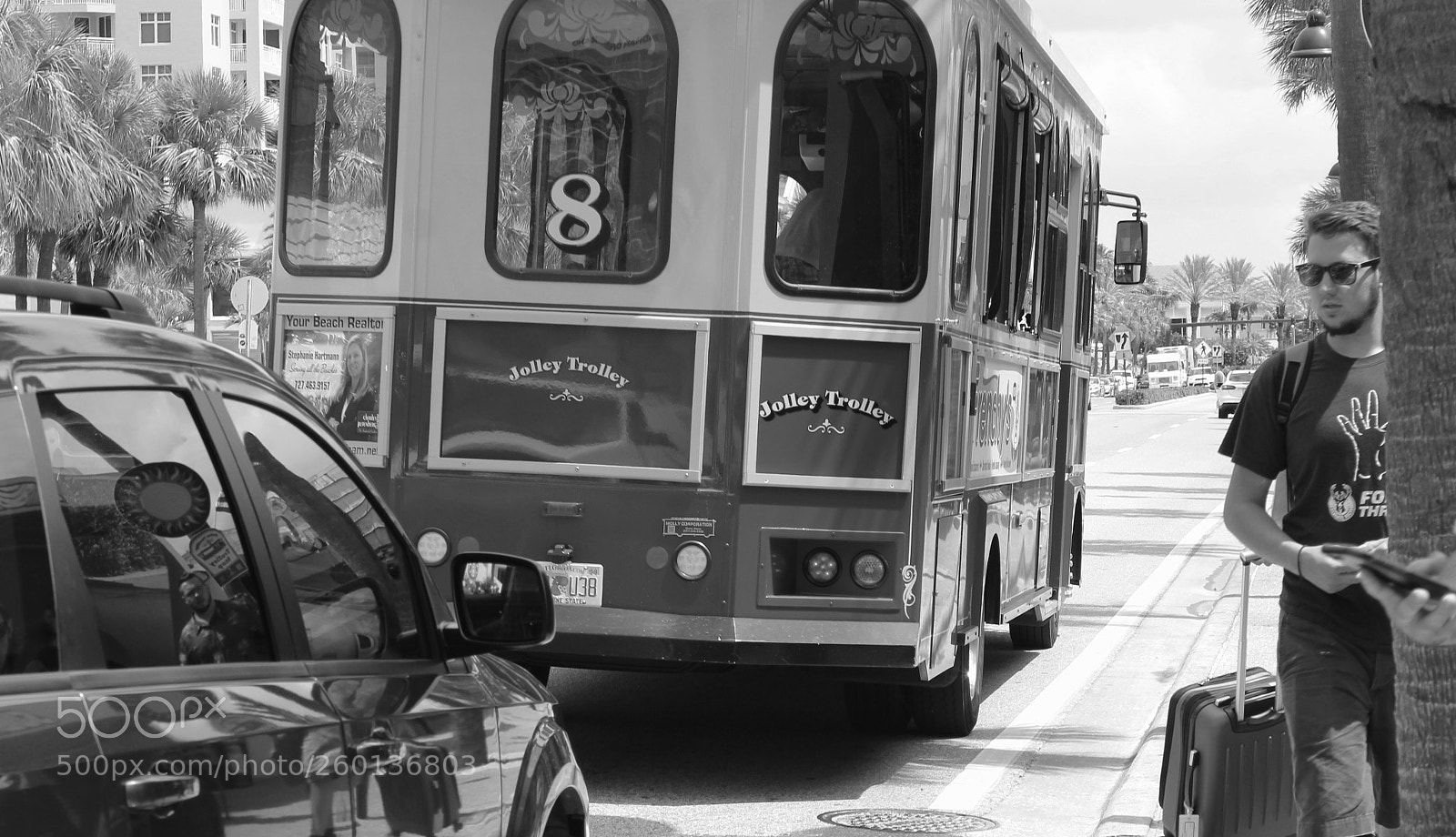 Canon EOS 600D (Rebel EOS T3i / EOS Kiss X5) sample photo. Bus photography