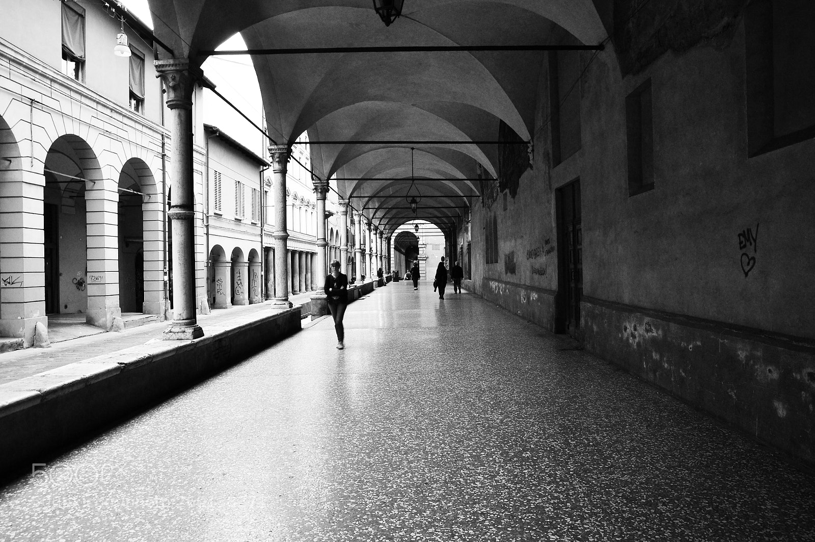 Nikon D90 sample photo. Under arch photography
