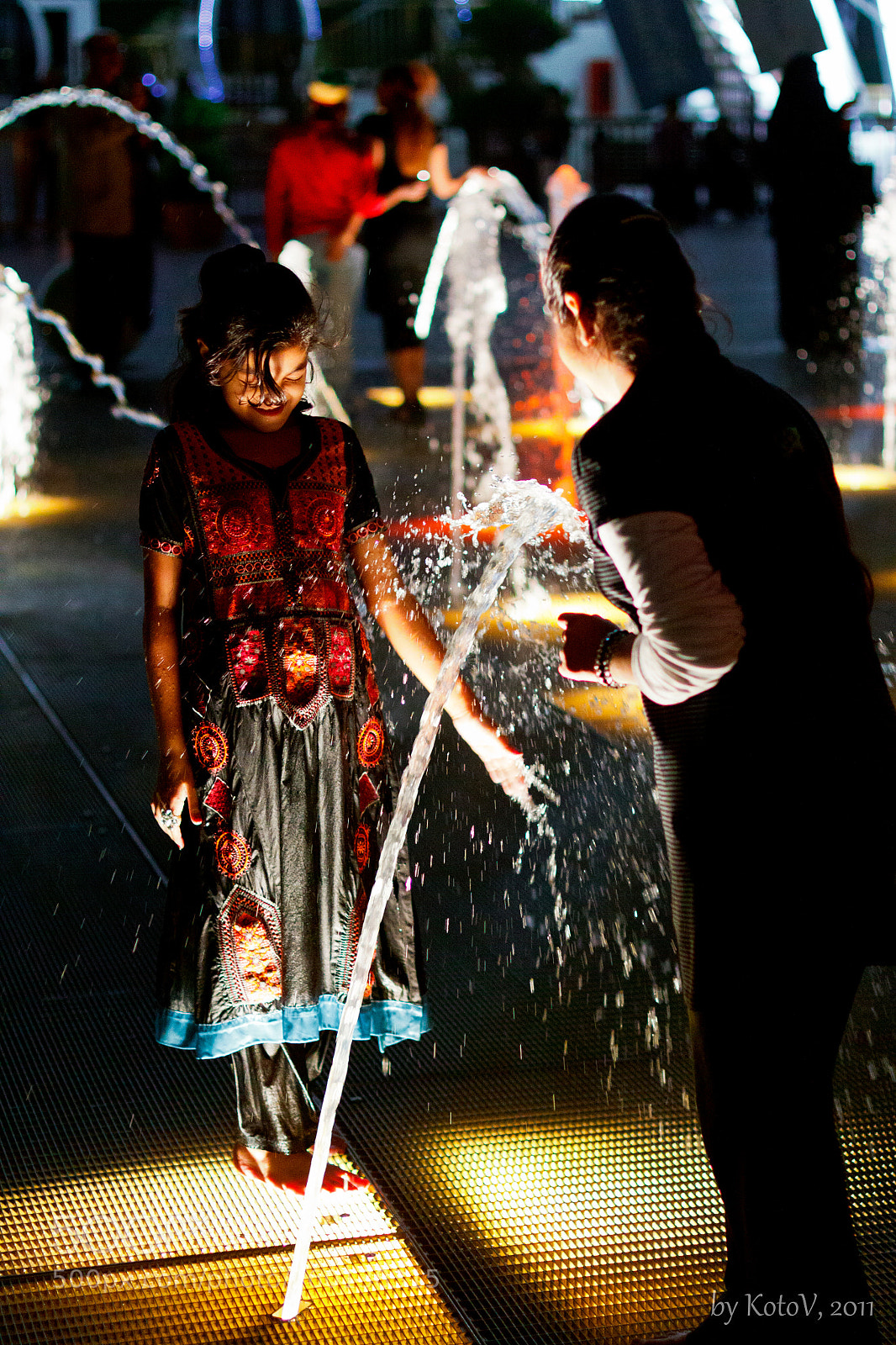 Canon EOS 50D sample photo. Night spray photography