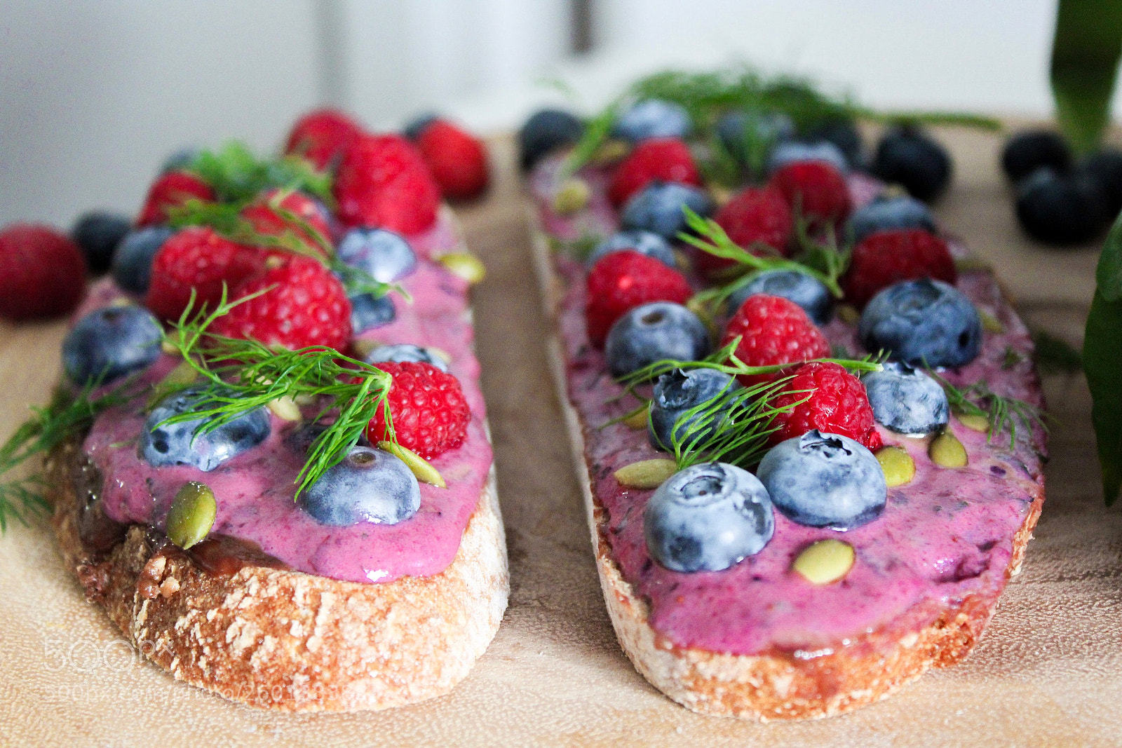 Canon EOS 1300D (EOS Rebel T6 / EOS Kiss X80) sample photo. Berries nutella toast photography