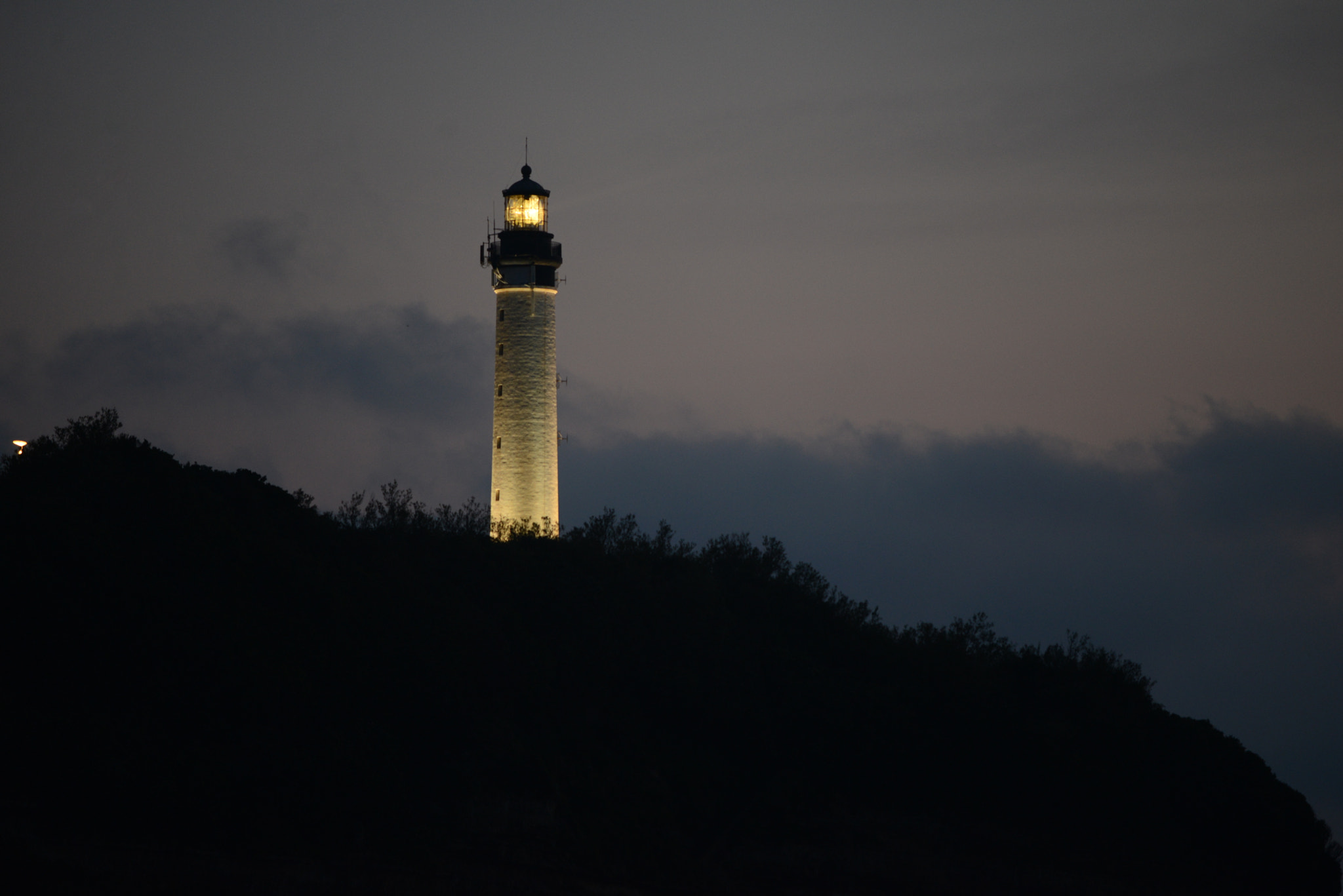 Nikon D600 + Nikon AF-S Nikkor 70-200mm F4G ED VR sample photo. Biarritz photography