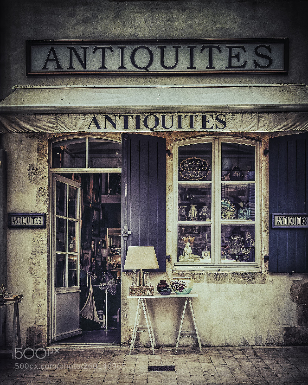Nikon D600 sample photo. Antiquites photography