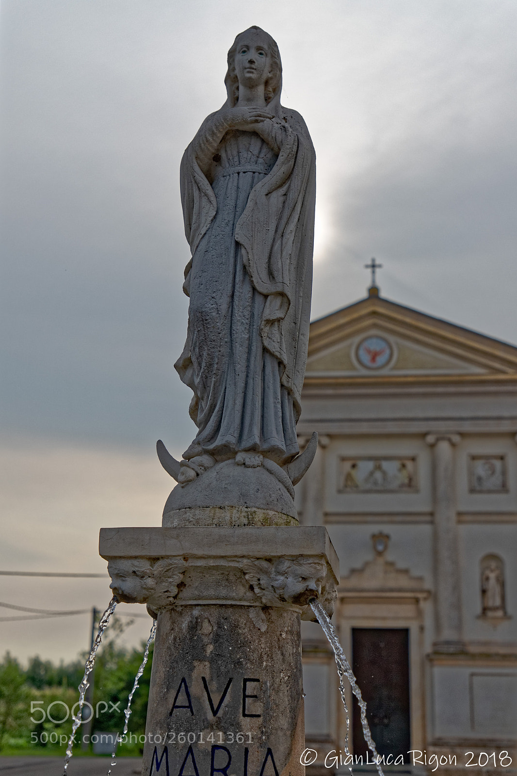 Canon EOS 6D Mark II sample photo. Madonna of the village photography