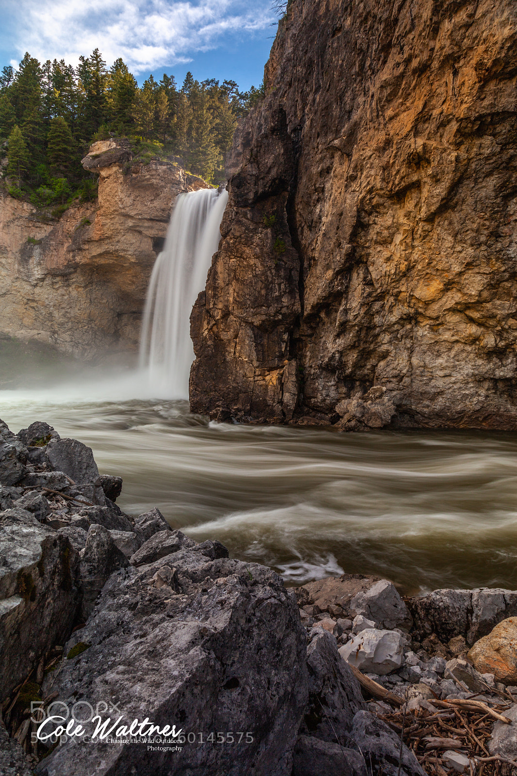 Canon EOS 5D Mark II sample photo. Natural bridge vertical downstream photography
