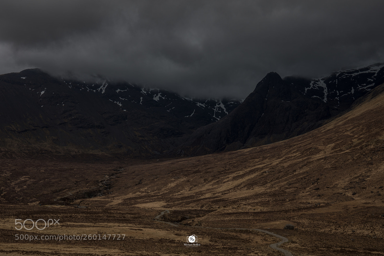 Canon EOS 5D Mark IV sample photo. Moody photography