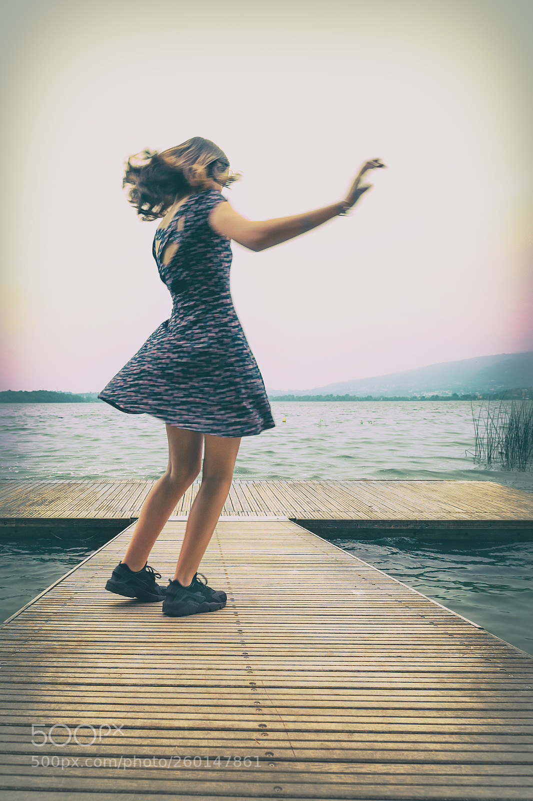 Canon EOS 5D Mark II sample photo. Young girl dancing on photography