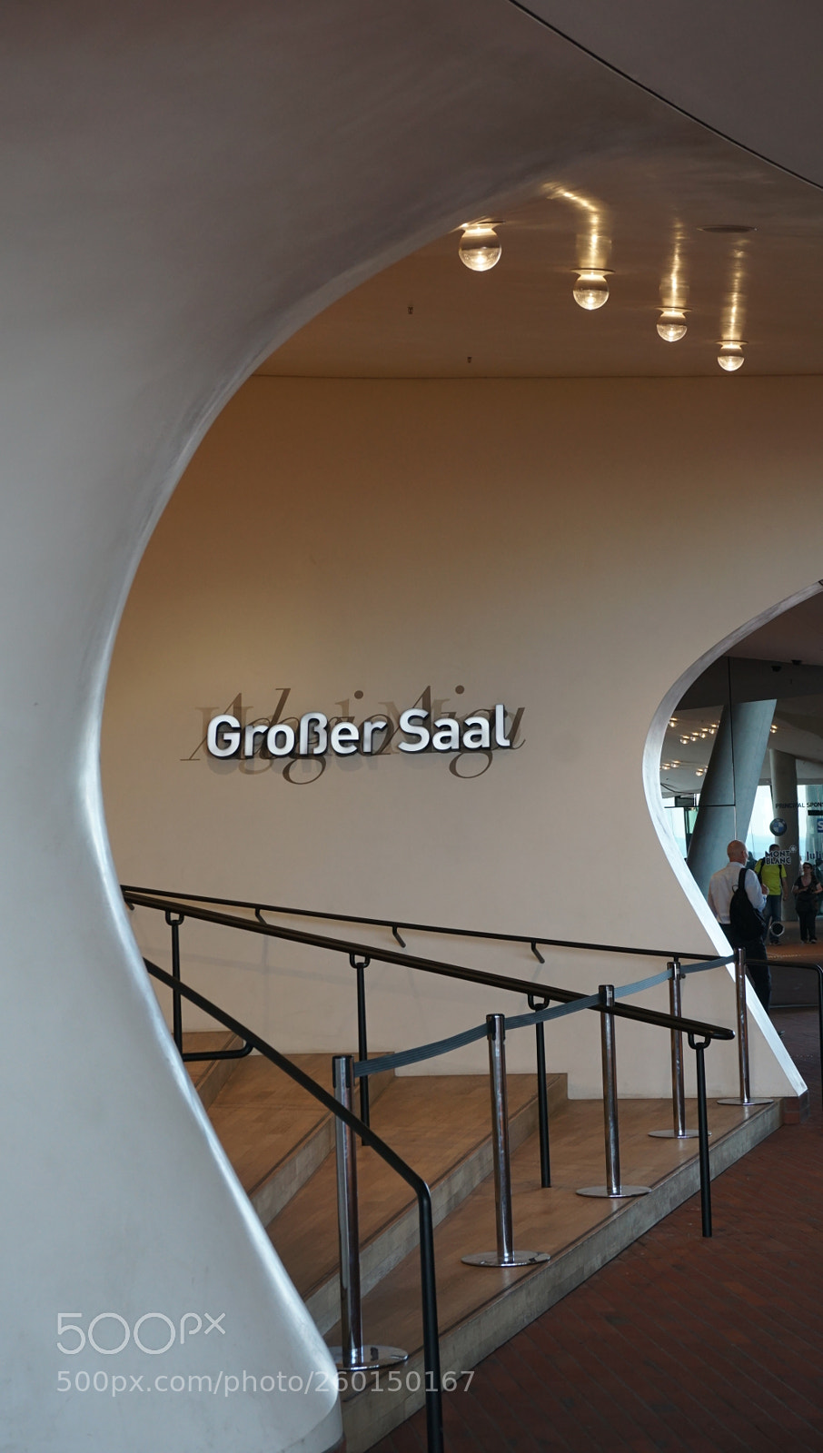 Sony a6000 sample photo. To the concert hall photography