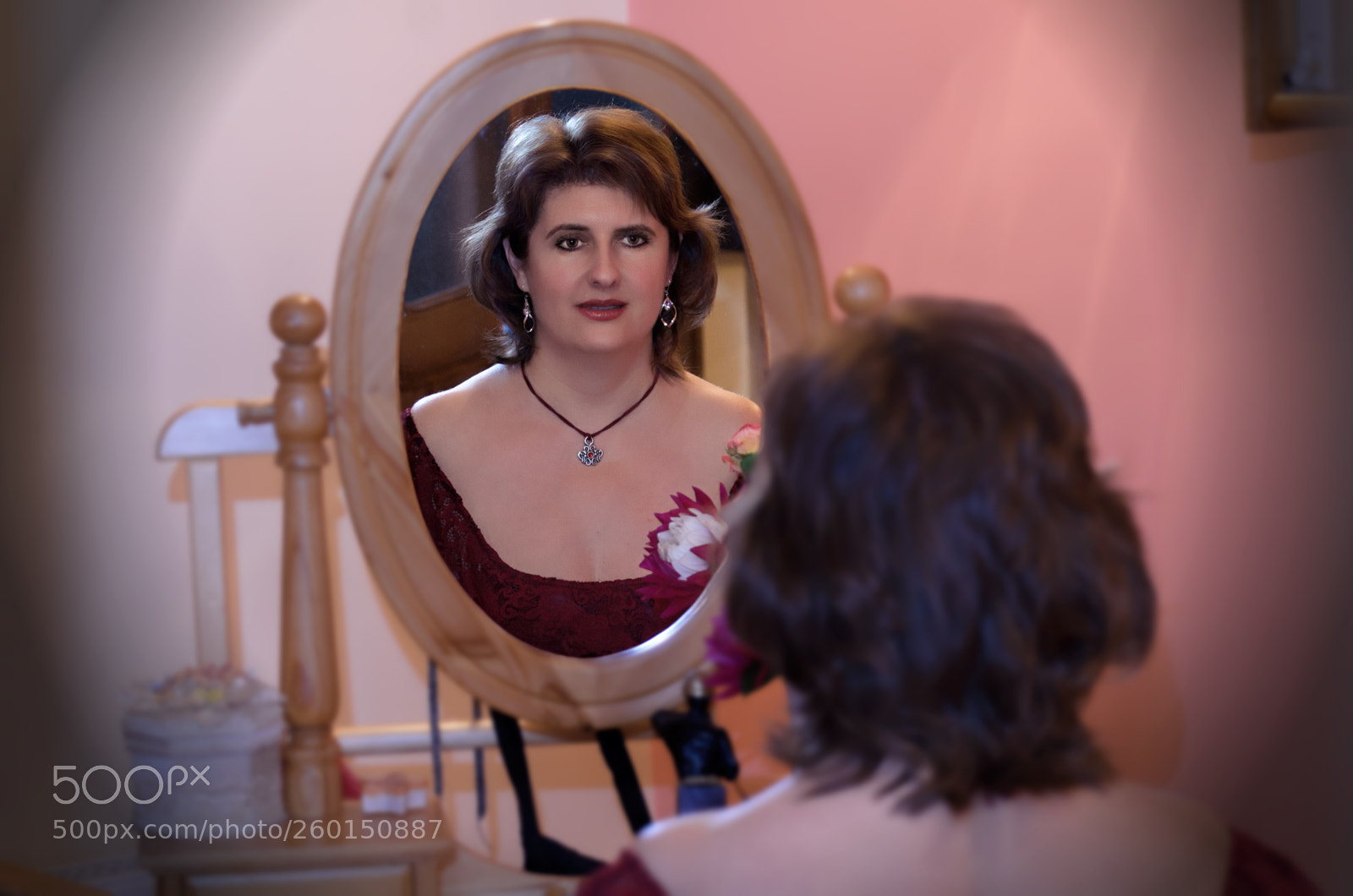 Nikon D5100 sample photo. Lady in the mirror photography