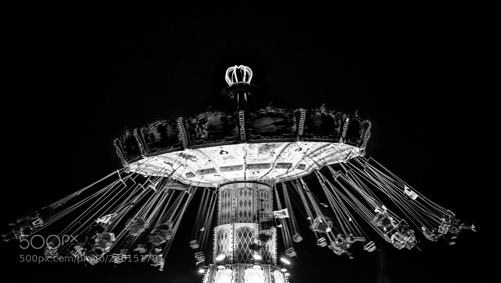 Nikon D3300 sample photo. Carousel photography