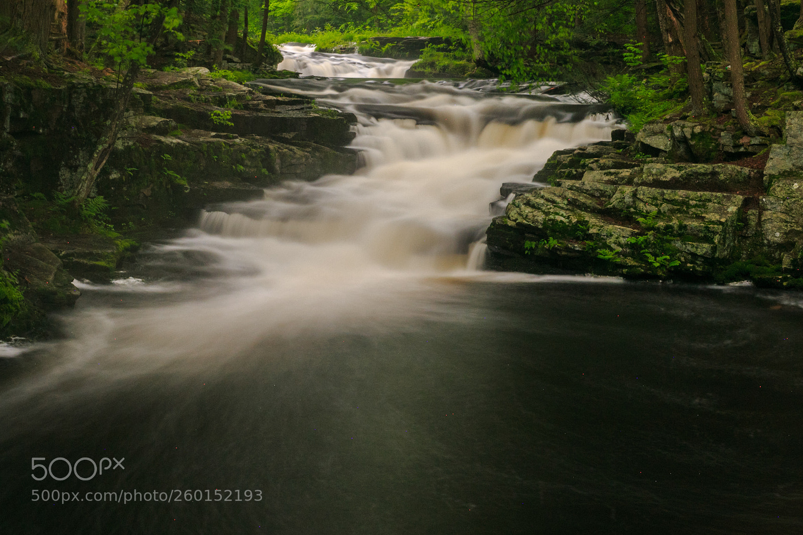 Canon EOS 70D sample photo. Falls on the trail photography