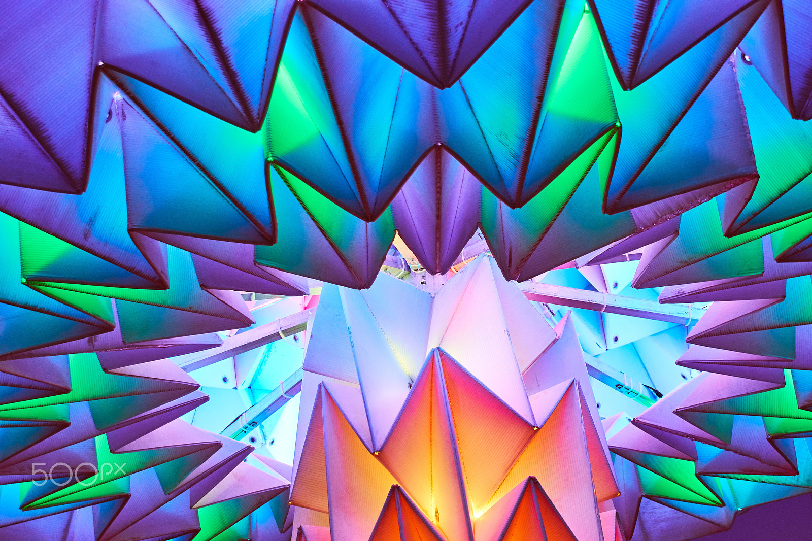 Sony SLT-A68 sample photo. Kaleidoscope heart photography
