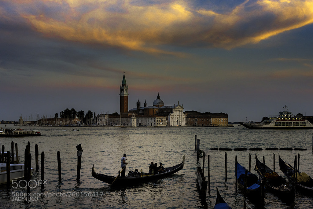 Nikon D750 sample photo. Golden hour in venice photography