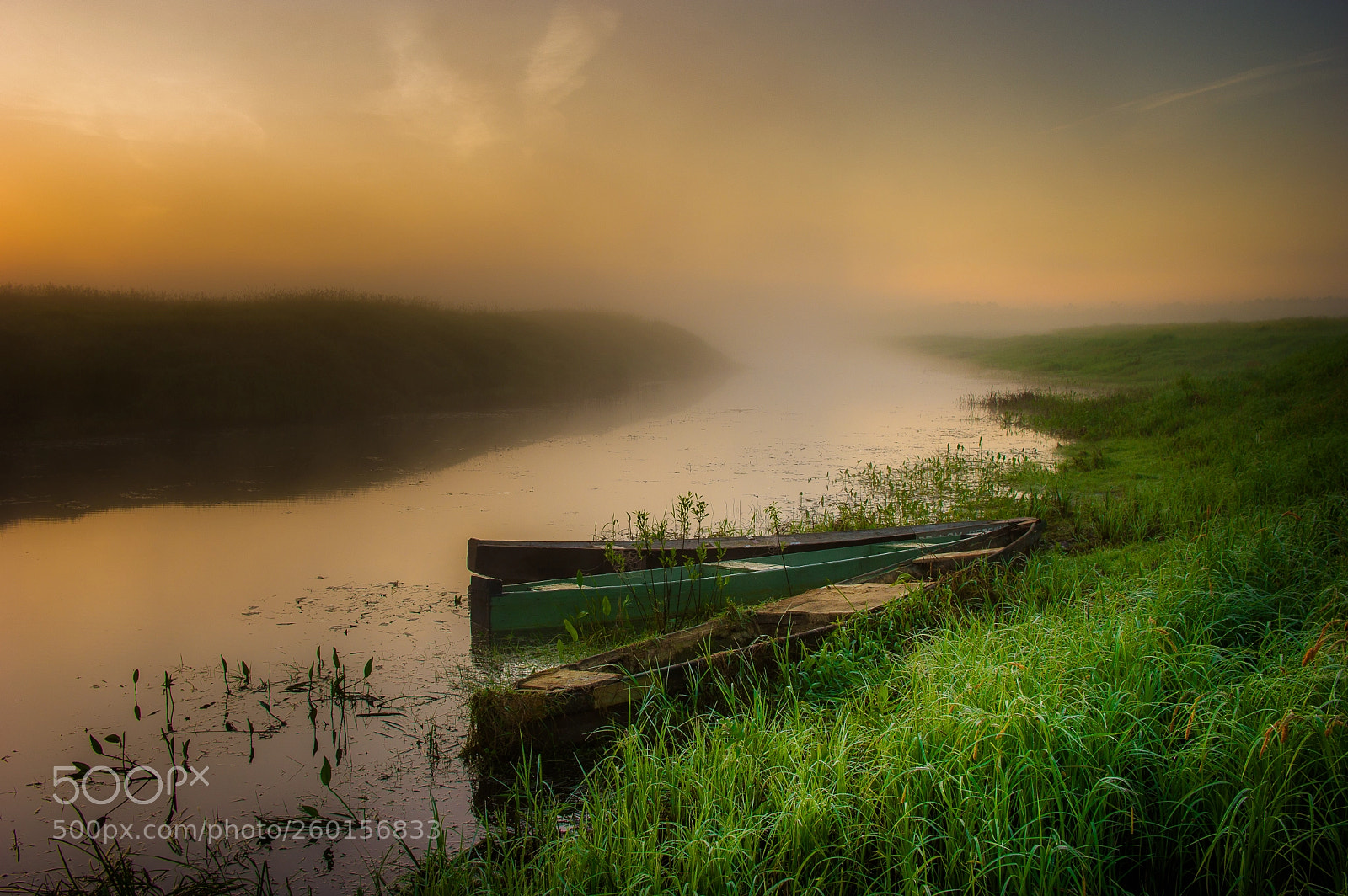Pentax K-3 II sample photo. The boats in mist photography