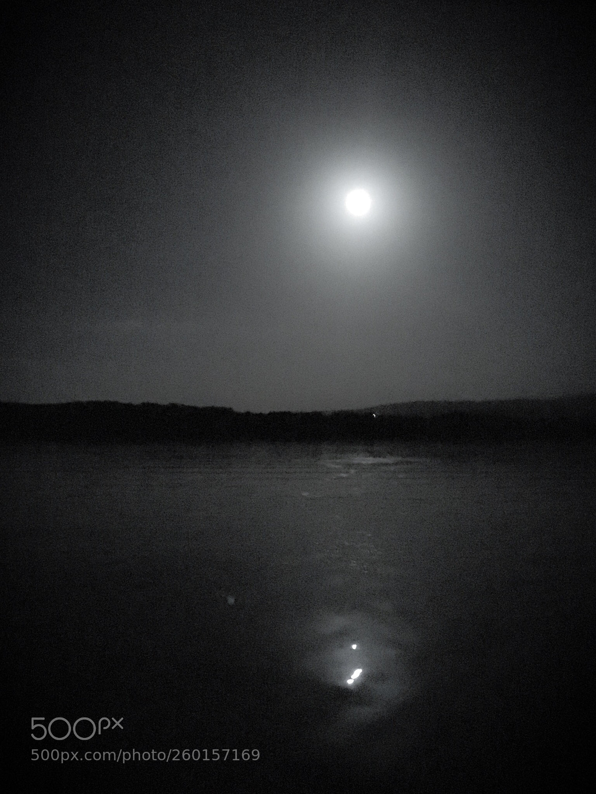 Apple iPhone 6s sample photo. Moonlight  photography