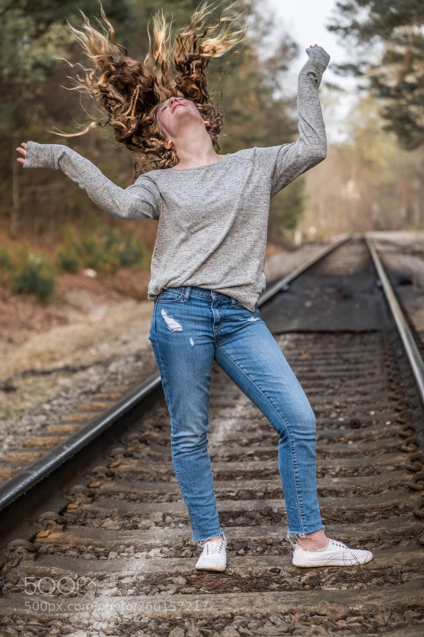 Fujifilm X-T2 sample photo. All about the hair photography