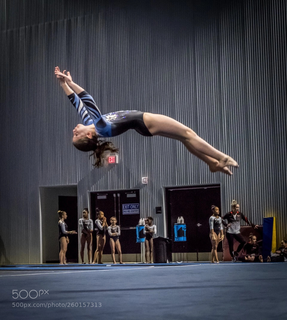 Fujifilm X-T2 sample photo. Floor exercise  photography