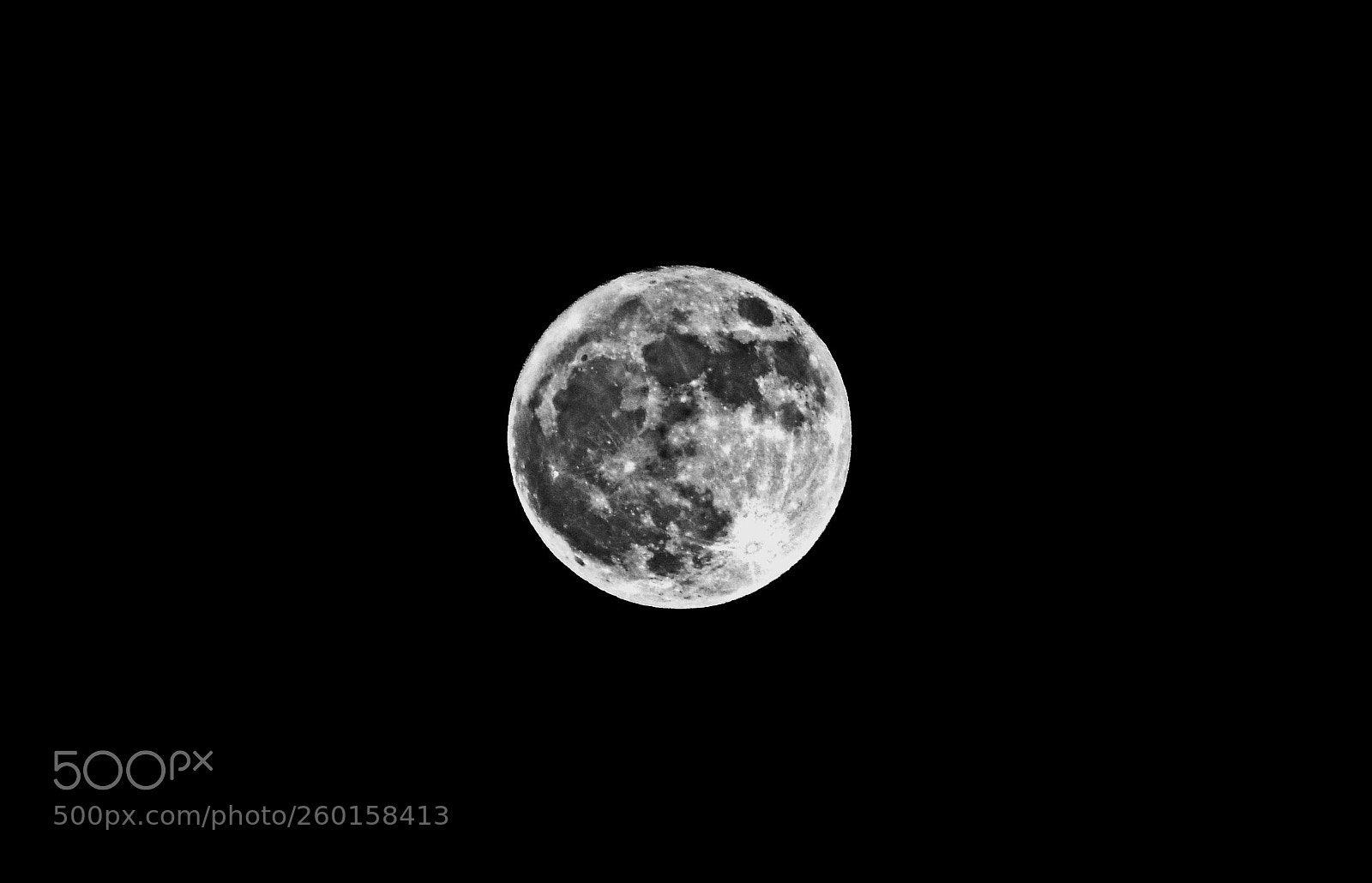Nikon Coolpix L820 sample photo. Super lune b&w photography