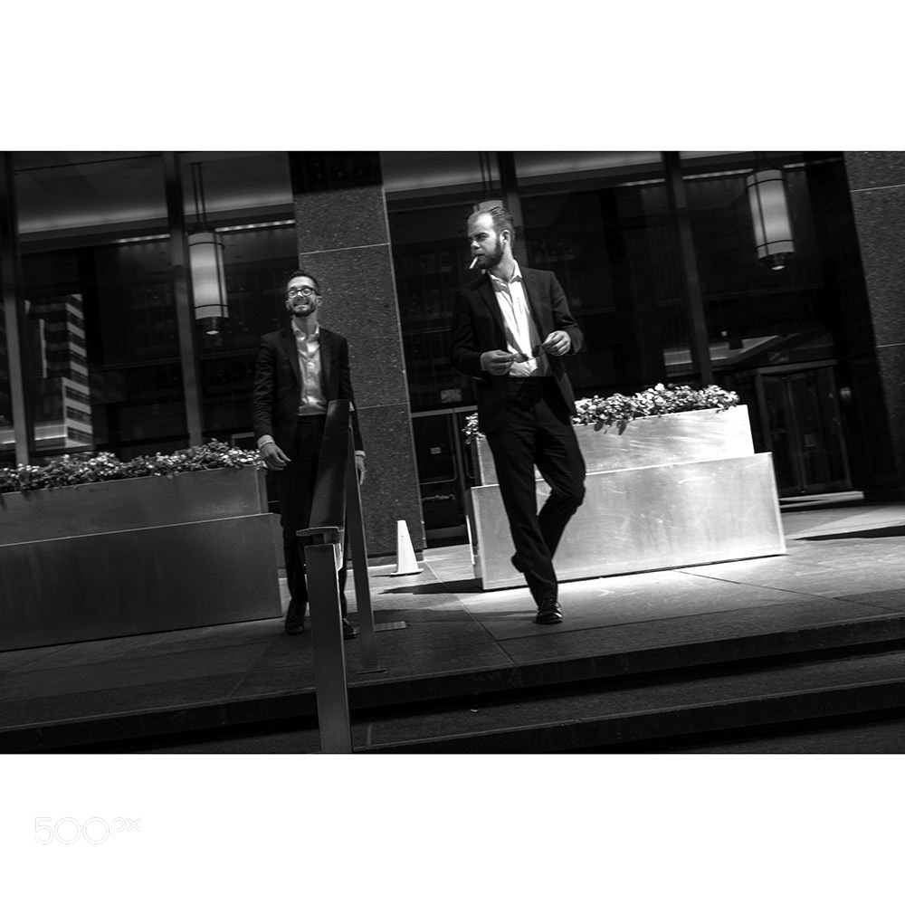 Fujifilm X-T2 sample photo. Afternoon smoke break photography