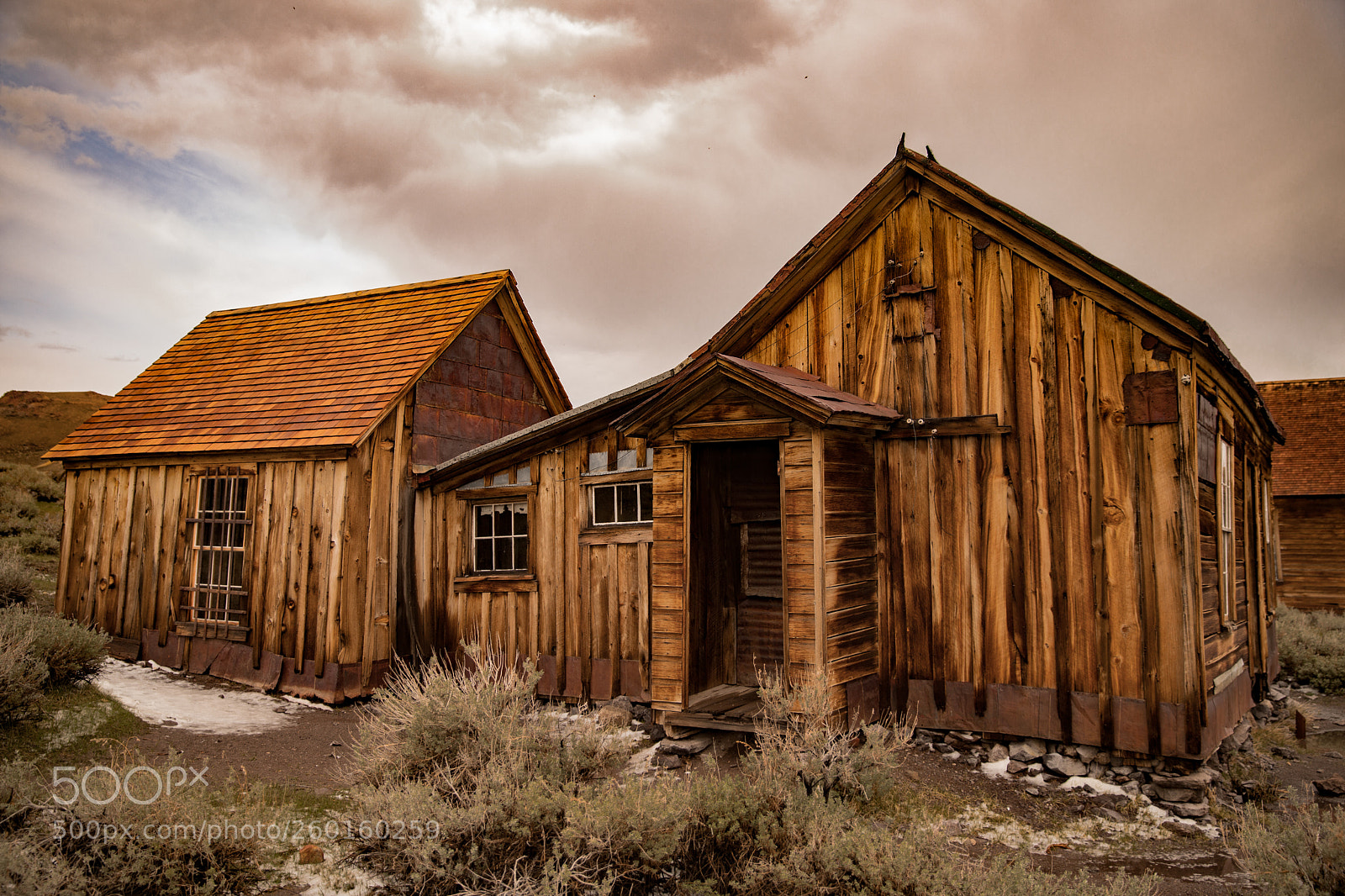 Canon EOS 6D Mark II sample photo. An old house photography