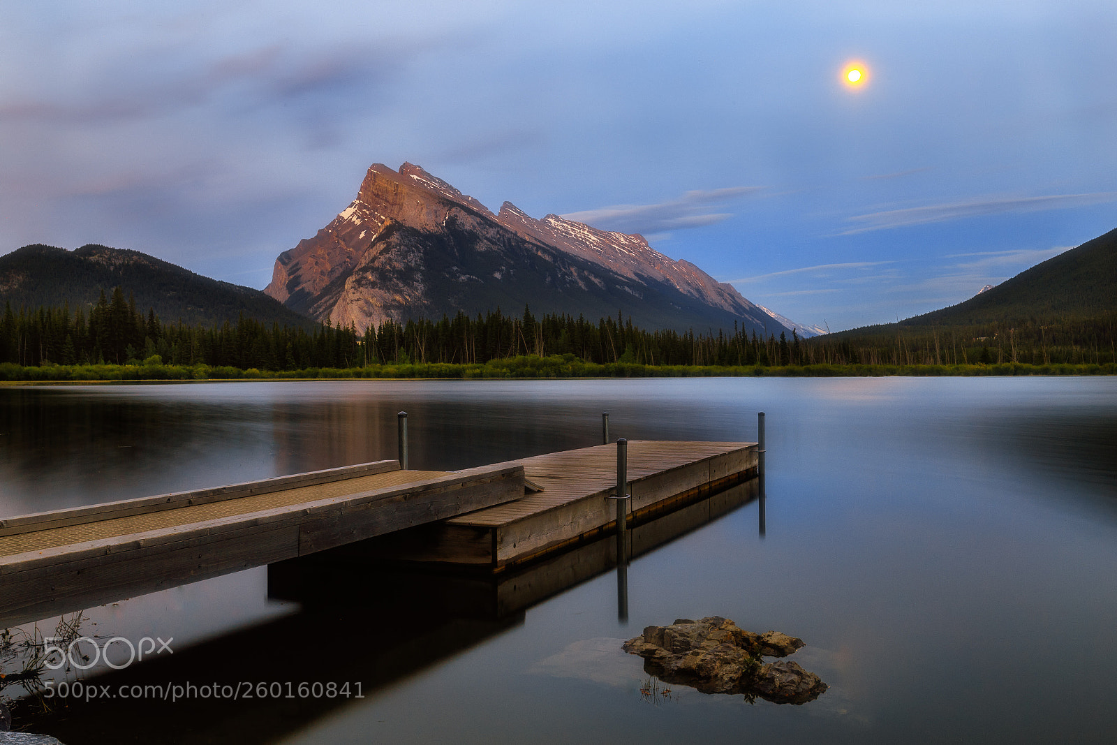 Canon EOS 6D sample photo. Full moon rises at photography