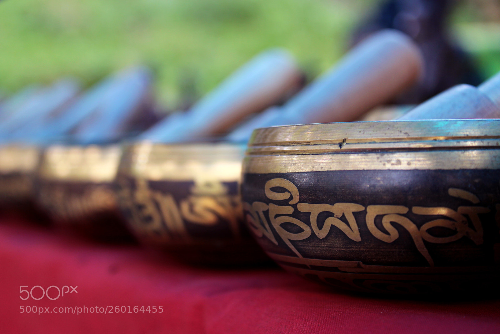 Canon EOS 600D (Rebel EOS T3i / EOS Kiss X5) sample photo. Peaceful singing bowls photography