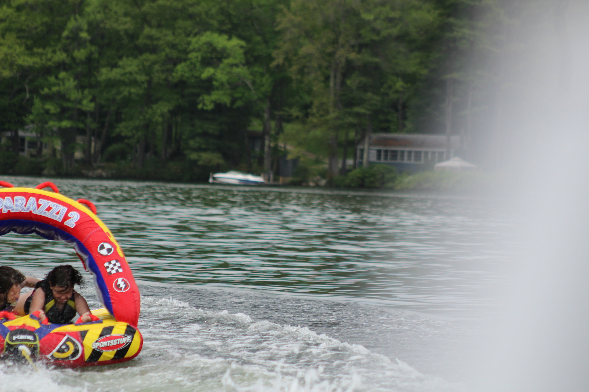Canon EF 75-300mm f/4-5.6 sample photo. Img photography